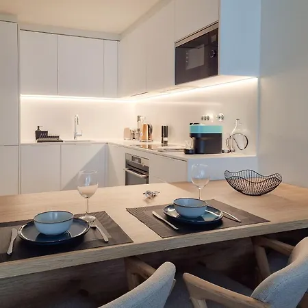 דירה Bayline - Heated Indoor Swimming Pool - - By Bedzy *