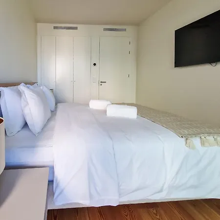 Bayline - Heated Indoor Swimming Pool - - By Bedzy