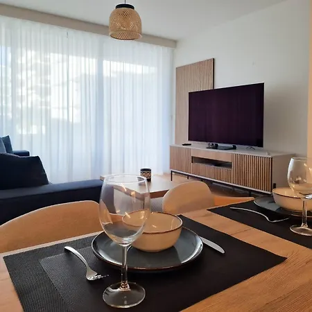 Bayline - Heated Indoor Swimming Pool - - By Bedzy דירה