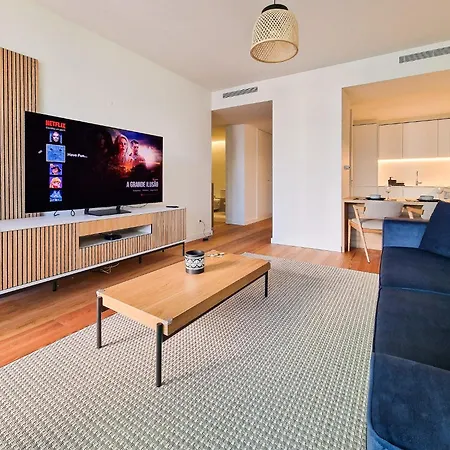 Bayline - Heated Indoor Swimming Pool - - By Bedzy דירה Armação de Pêra