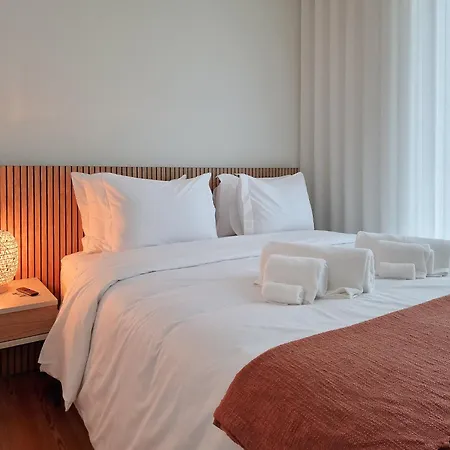 Bayline - Heated Indoor Swimming Pool - - By Bedzy Armação de Pêra