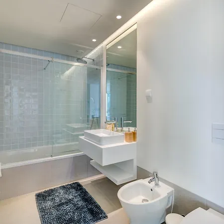 Bayline - Heated Indoor Swimming Pool - - By Bedzy