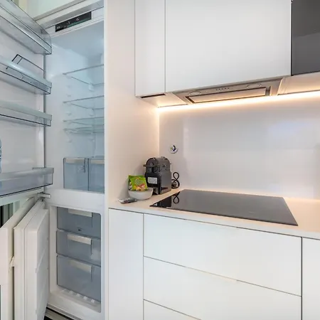 דירה Bayline - Heated Indoor Swimming Pool - - By Bedzy Armação de Pêra