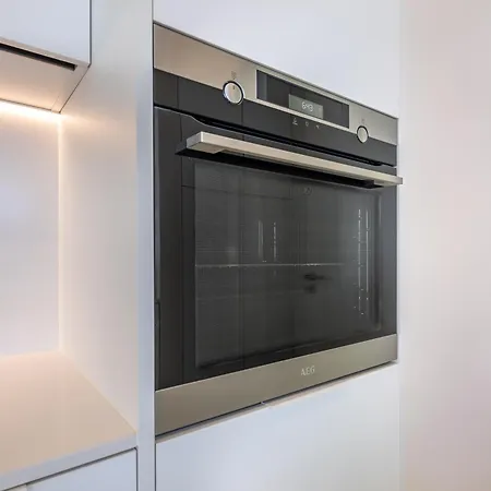 Bayline - Heated Indoor Swimming Pool - - By Bedzy דירה