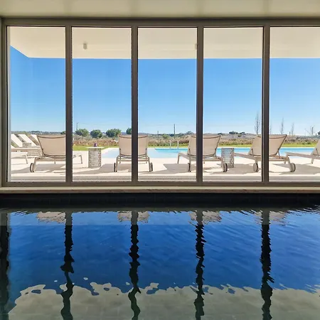 Bayline - Heated Indoor Swimming Pool - - By Bedzy Armação de Pêra