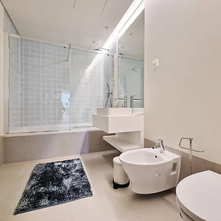 Bayline - Heated Indoor Swimming Pool - - By Bedzy Apartman Armação de Pêra