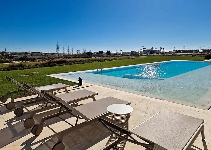 아파트 Bayline - Heated Indoor Swimming Pool - - By Bedzy Armação de Pêra