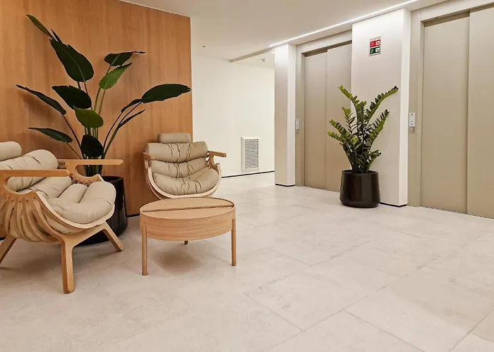 Bayline - Heated Indoor Swimming Pool - - By Bedzy