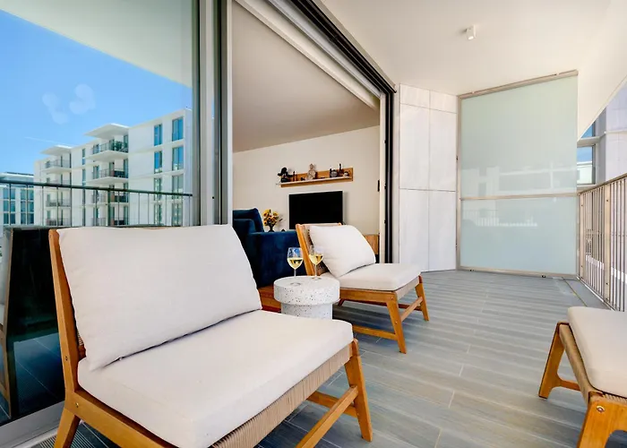 Bayline - Heated Indoor Swimming Pool - - By Bedzy 아파트