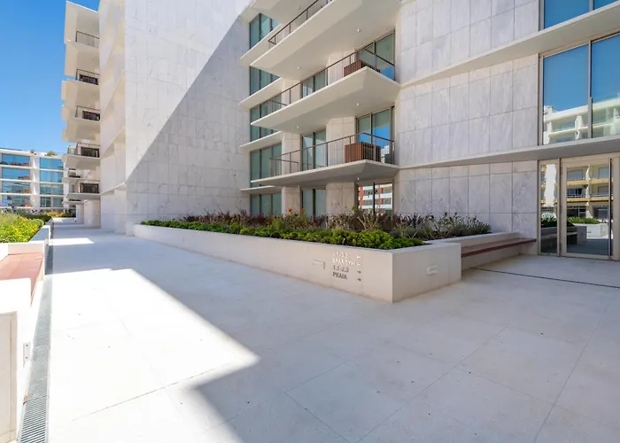 Bayline - Heated Indoor Swimming Pool - - By Bedzy Armação de Pêra