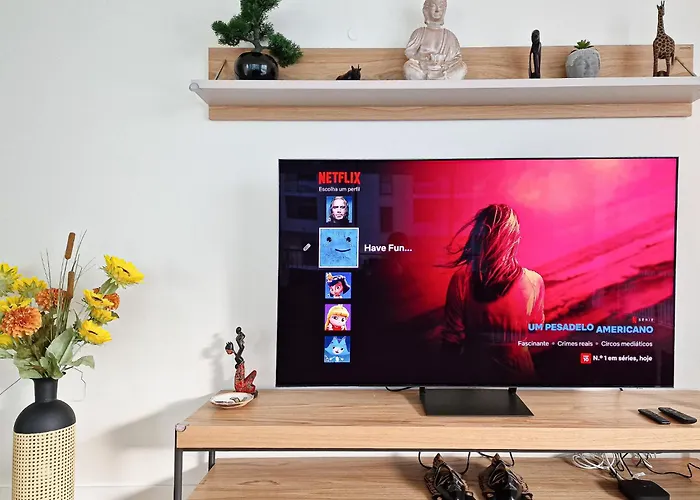 Bayline - Heated Indoor Swimming Pool - - By Bedzy Διαμέρισμα