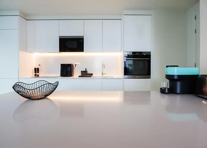 Bayline - Heated Indoor Swimming Pool - - By Bedzy Armação de Pêra